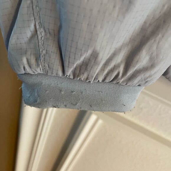 The North Face Women’s Light Gray Zip Up Coat XS/TP - Picture 10 of 13